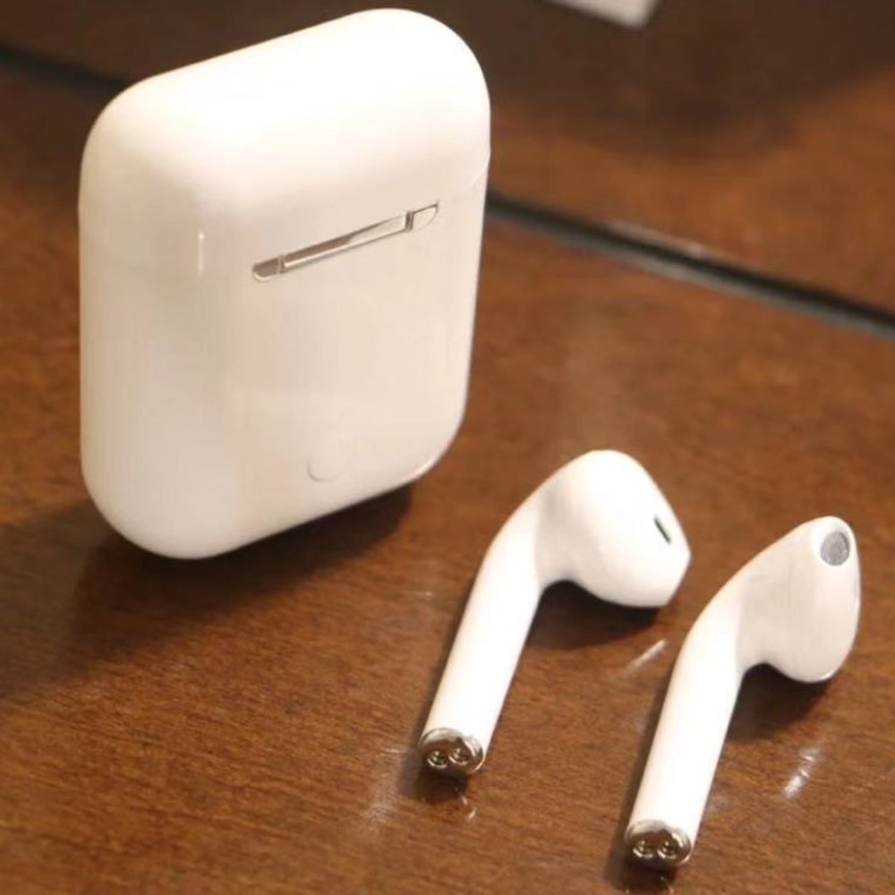 True Wireless Earbuds - Picture 4 of 4